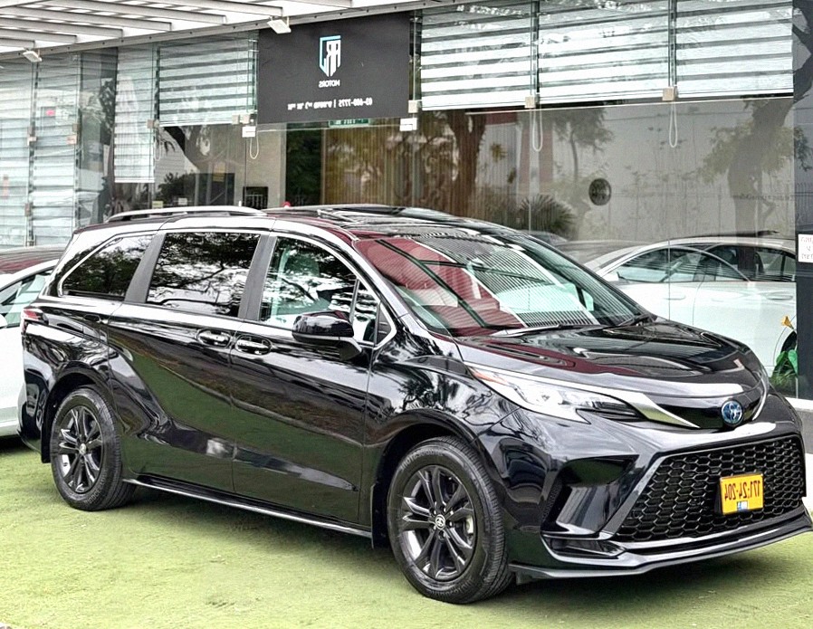 Toyota Sienna 2025