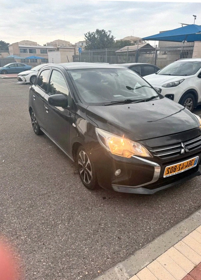 Mitsubishi Space Star 2021