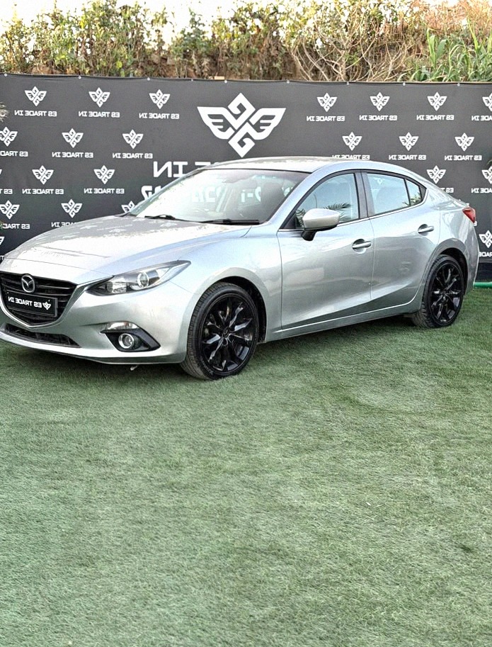 Mazda 3 2015