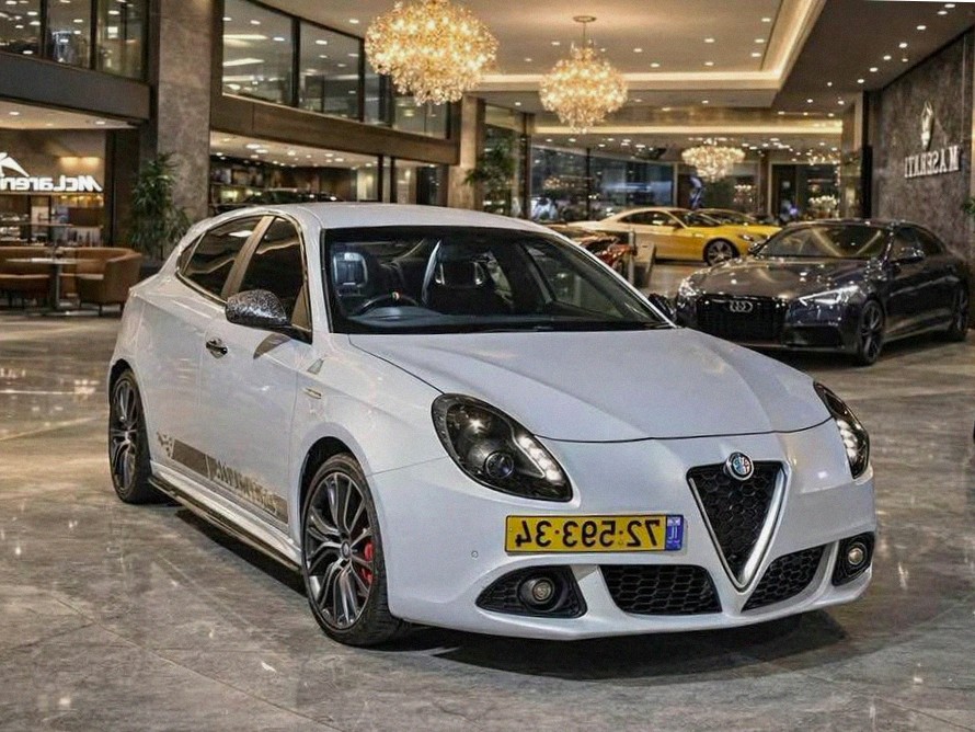 Alfa Romeo Giulietta Quadrifoglio 2015