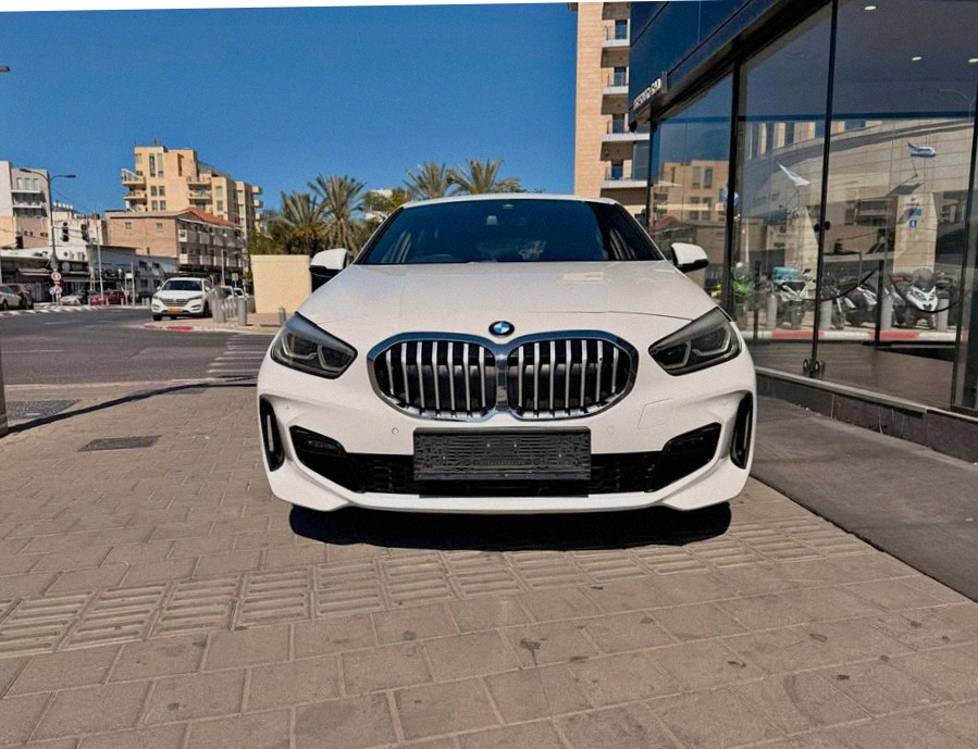 BMW 118I 2021