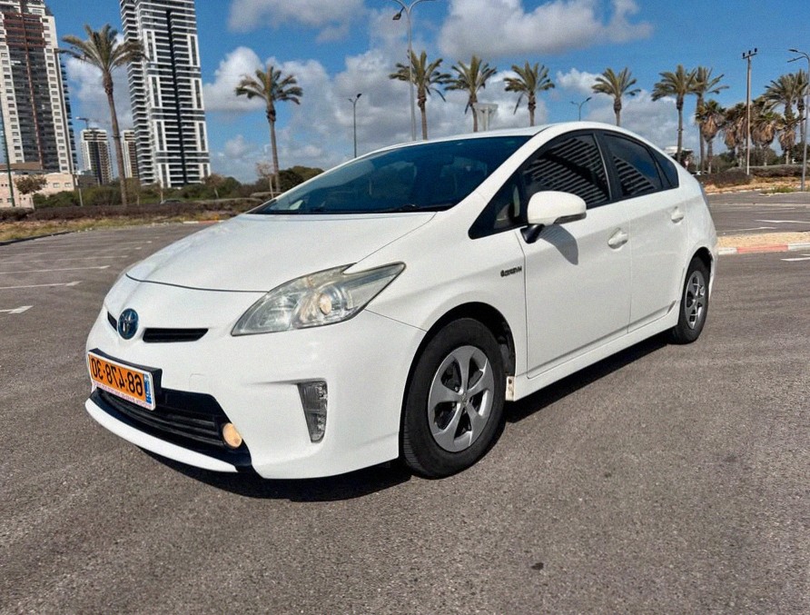 Toyota Prius 2014