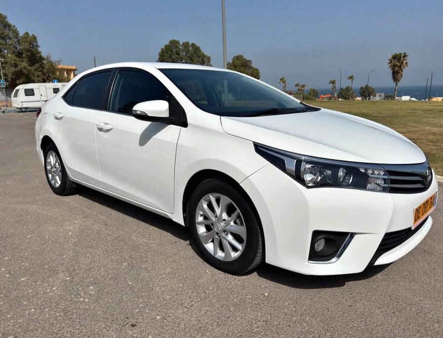 Toyota Corolla GLI 2014