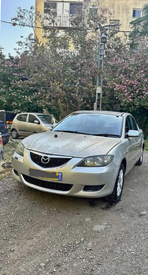 2006 مازدا 3