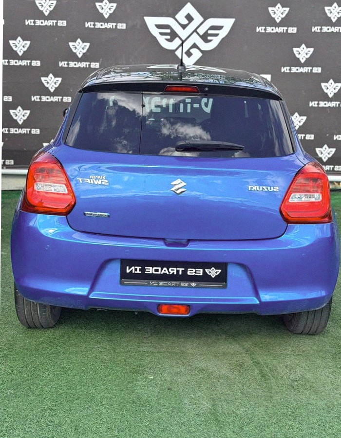 Suzuki Swift GLX Hybrid 2023