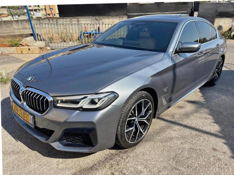 BMW 530 2021