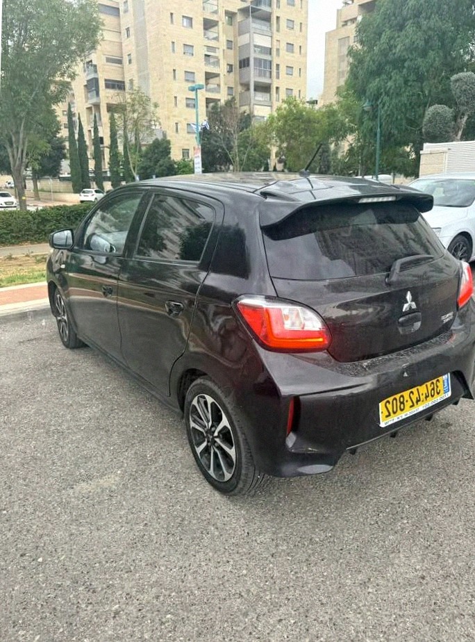 Mitsubishi Space Star 2021