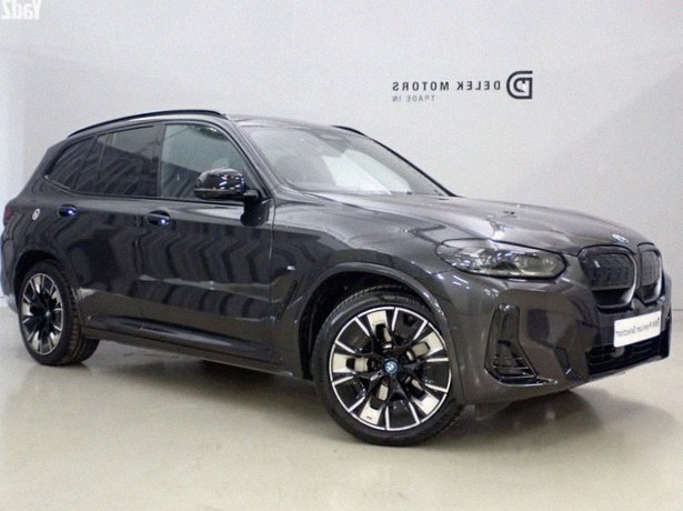 BMW iX3 2025