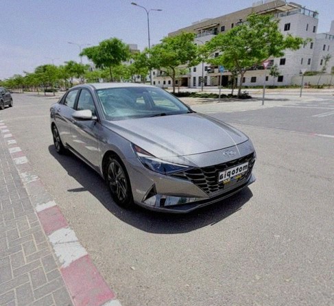 Hyundai Elantra 2022