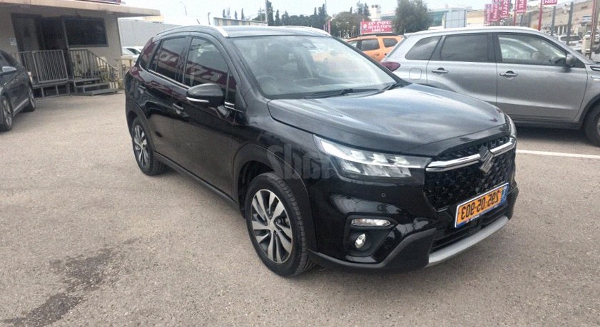 سوزوكي S-Cross 2023 • يد 1 4X2 Glx Hybrid هايبرد أوتوماتيك هاتشباك 1.4 (129 حصان)