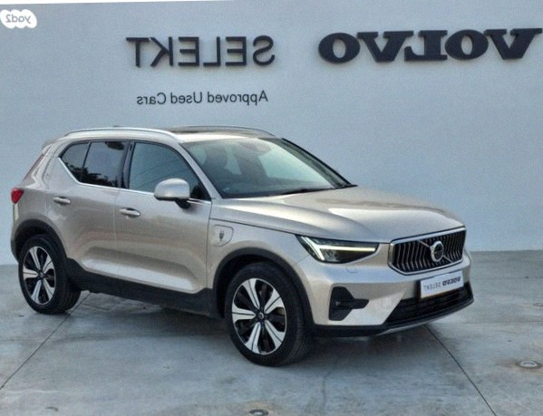 Volvo XC40 2023