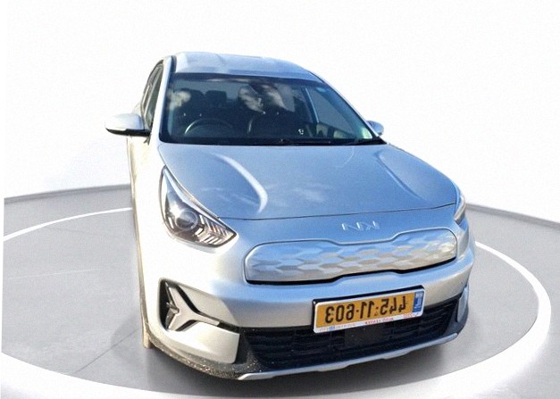 Kia Niro Plus 2023