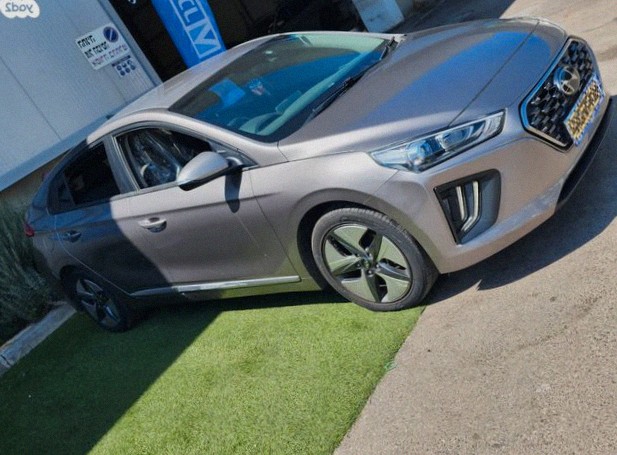 Hyundai Ioniq 2021