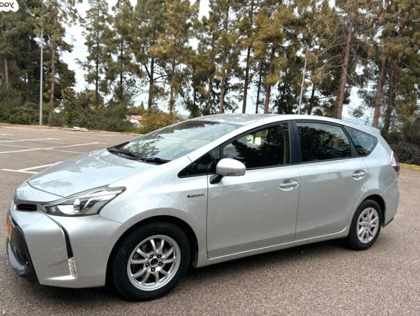 Toyota Prius Plus 2018