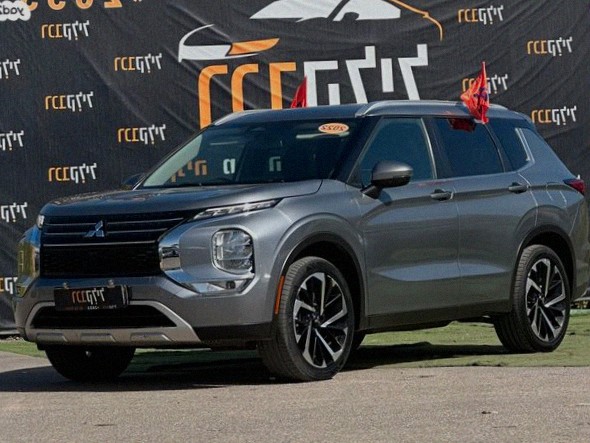 Mitsubishi Outlander 2022