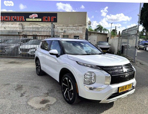 Mitsubishi Outlander 2025