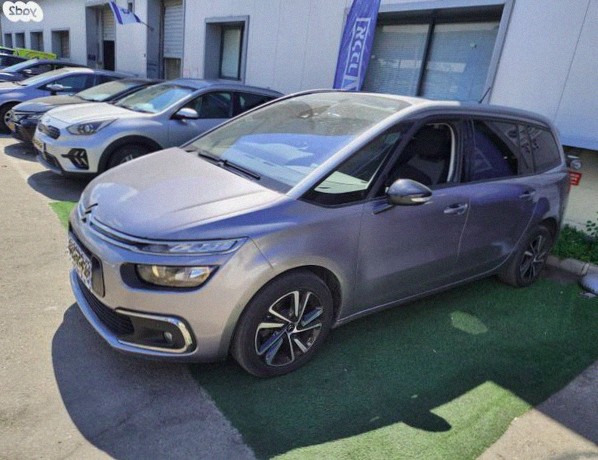 Citroen C4 Picasso Exclusive أوتوماتيك ميني فان / MPV 7 مقاعد 1.2