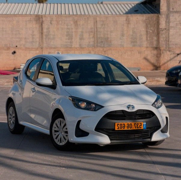 Toyota Yaris 2023