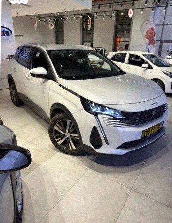 פיג'ו 3008 Active Pack אוט׳ בנזין 1.2 (130 כ״ס)