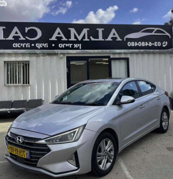 Hyundai Elantra 2019