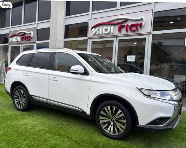 Mitsubishi Outlander 2020