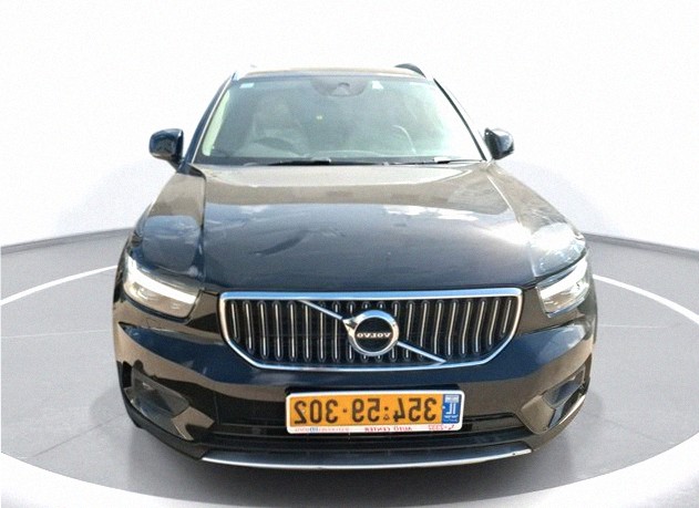 Volvo XC40 2021