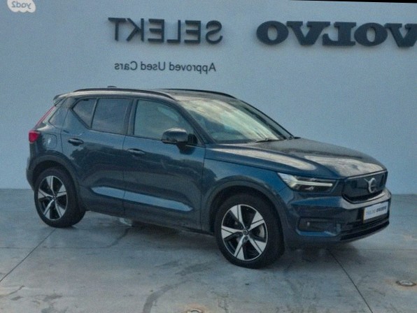 Volvo XC40 4X2 Pro كهربائية أوتوماتيك (231 حصان)