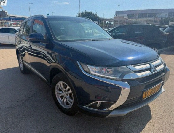 Mitsubishi Outlander 2016