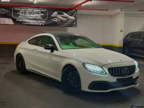 Mercedes-Benz C-Class 2021