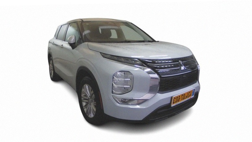 Mitsubishi Outlander 2023