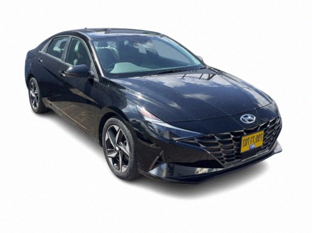 Hyundai Elantra 2022