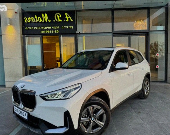 BMW X1 Style 18i 2024