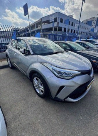 Toyota C-HR 2023