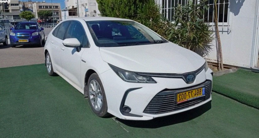 Toyota Corolla Sun Hybrid 1.8 автомат