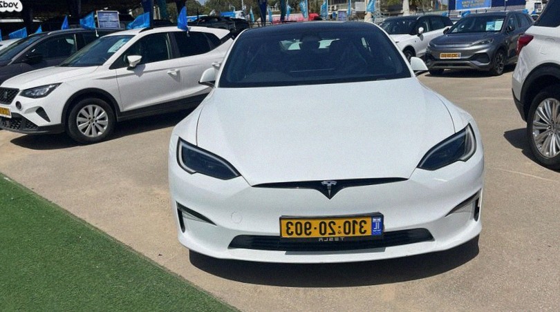 Tesla Model S