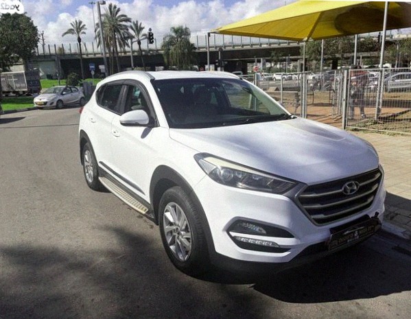 יונדאי טוסון 4X2 Premium אוט׳ 2.0 (155 כ״ס) 2016