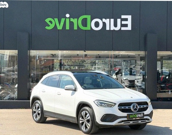 Mercedes-Benz GLA 2021