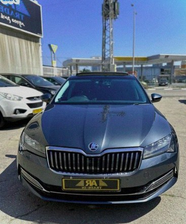 Skoda Superb 2021