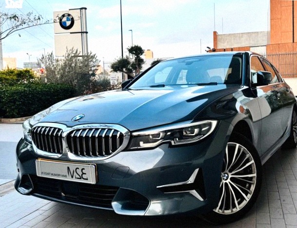 BMW الفئة 3 2019 Exclusive 330e Plug-in أوتوماتيك 4 أبواب 2.0 (184 حصان)