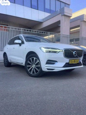 וולוו XC60 Inscription פלאג-אין אוט׳ 5 דל 2.0 (407 כ״ס)