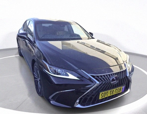 לקסוס UX Kyushu 250h היברידי אוט׳ 2.0 (152 כ"ס)