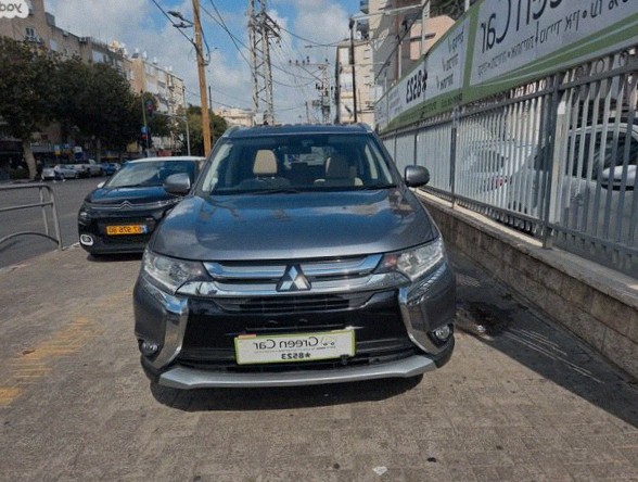 Mitsubishi Outlander 2018