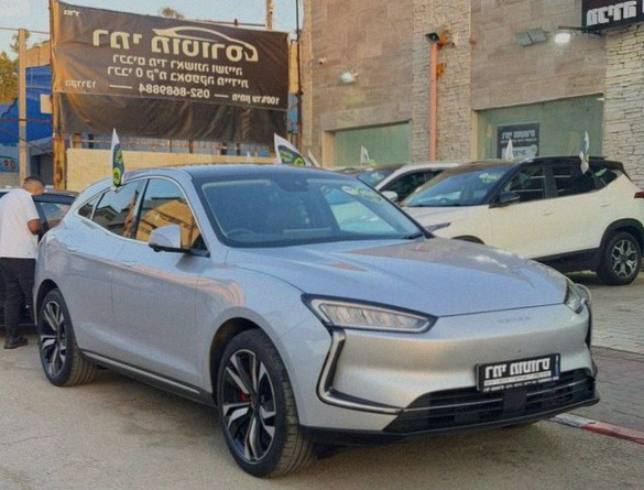 SERES 5 RWD Electric Automatic (295 hp) 2024