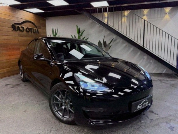 تسلا موديل 3 Long Range كهربائي أوتوماتيكي (498 حصان)