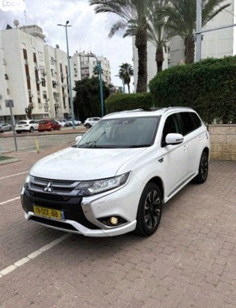 Mitsubishi Outlander 2017