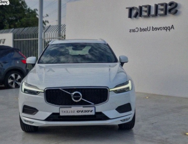 Volvo XC60 4X2 Momentum авт. бензин 2.0 (250 л.с.) 2021