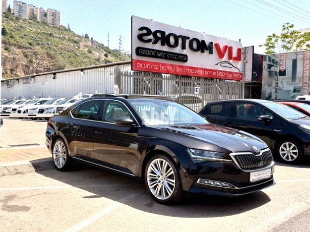 Skoda Superb 2022