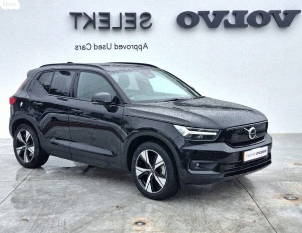 Volvo XC40 4X2 Pro كهربائية أوتوماتيك (231 حصان)