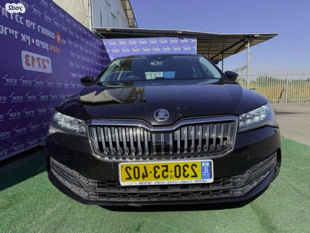 Skoda Superb Ambition автомат бензин 4 дв. 1.5 (150 л.с.)