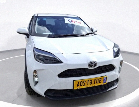 טויוטה יאריס קרוס Eco היברידי אוט׳ 1.5 (92 כ"ס) 2026 • יד 1